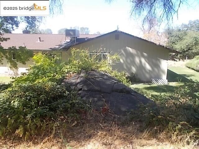 Property Photo: 18215 18215 Aarondale Rd CA 95370