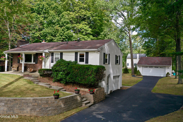 Property Photo:  7 Marcel Road  NY 12065 