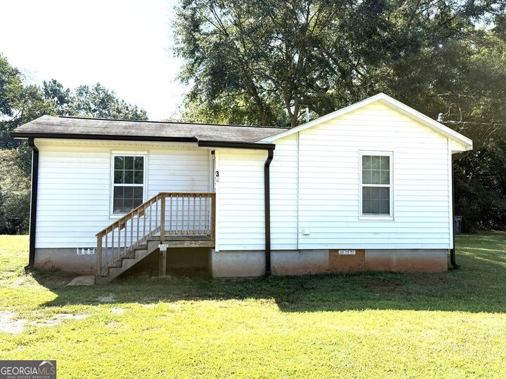 Property Photo: 38 Geter Circle GA 30263