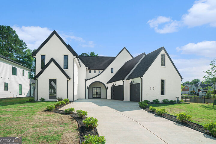 Property Photo: 115 Thome Drive GA 30022