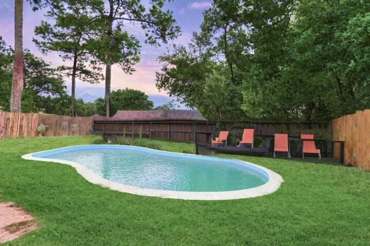 Property Photo: 5706 Sunnygate Drive TX 77373