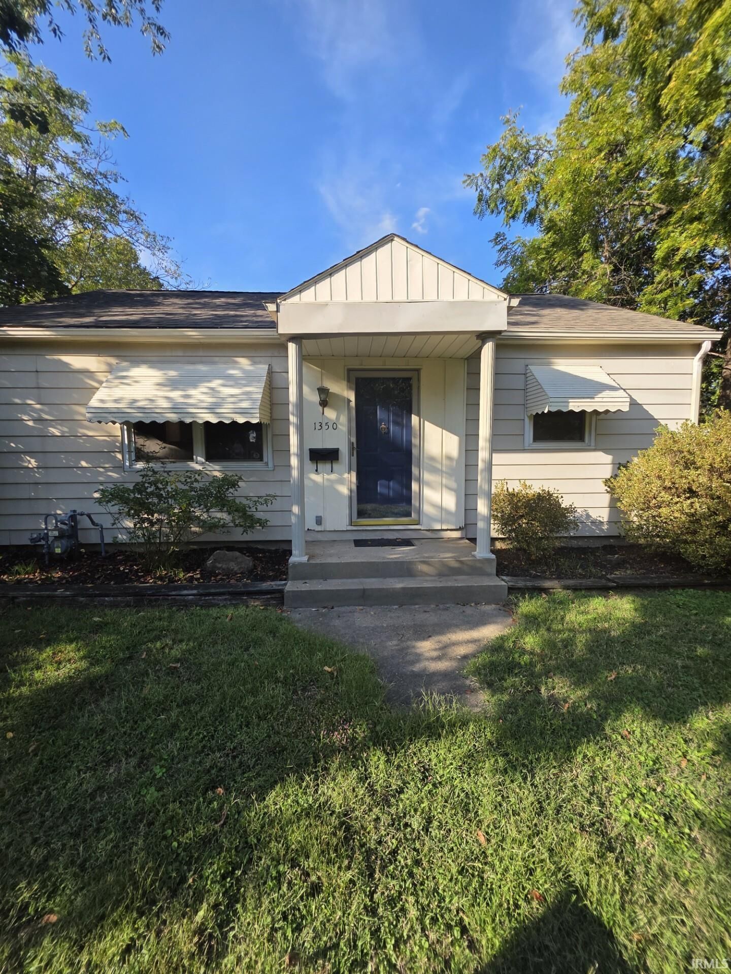 Property Photo:  1350 Taylor Avenue  IN 47714 