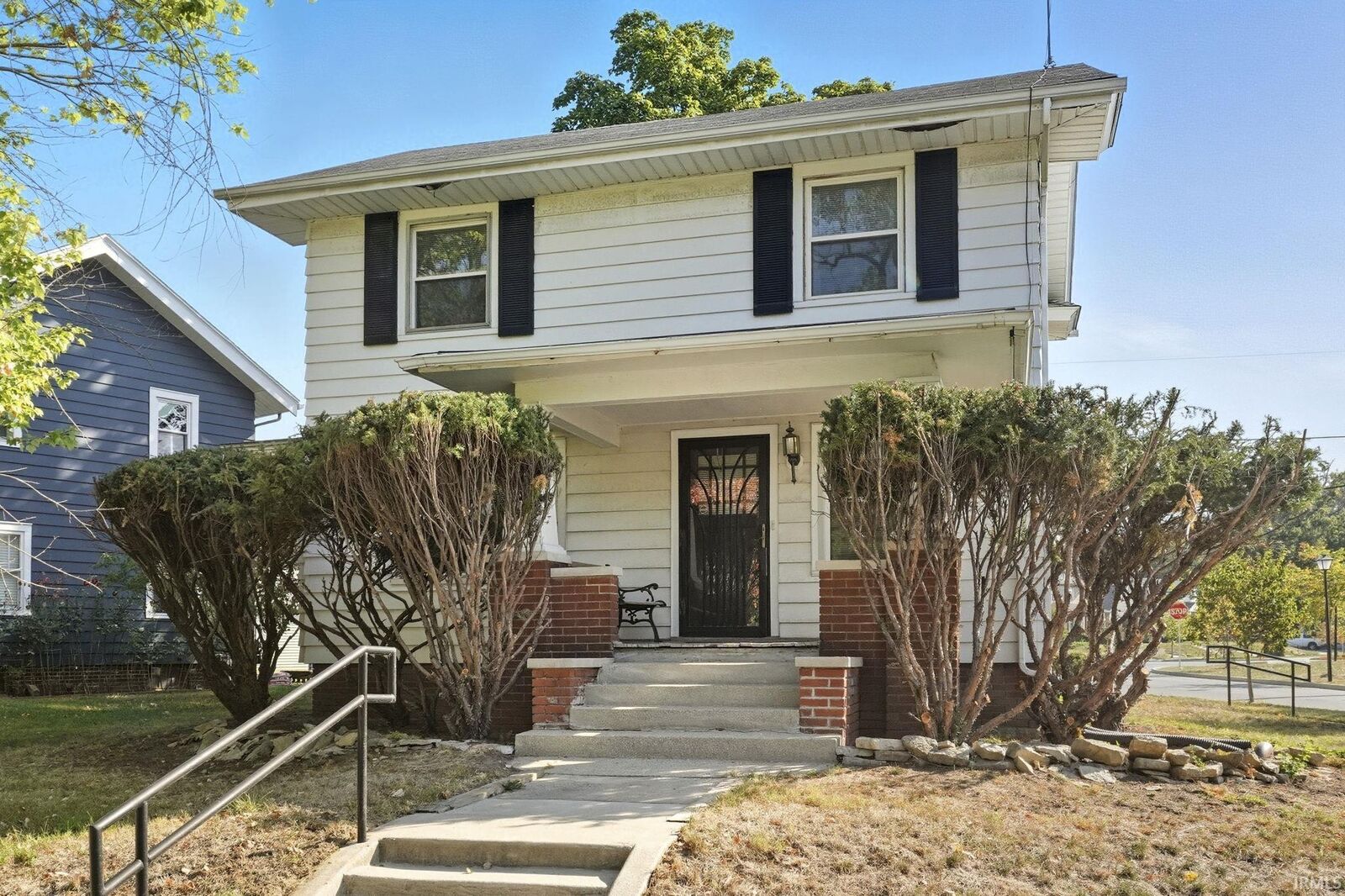 Property Photo: 2302 Eastbrook Drive IN 46805-3235