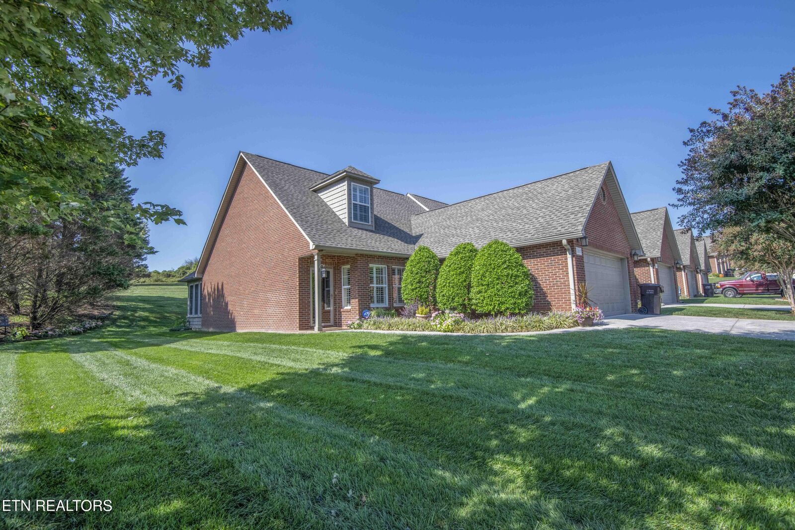 Property Photo: 253 Meadow Walk Ln Lane TN 37772