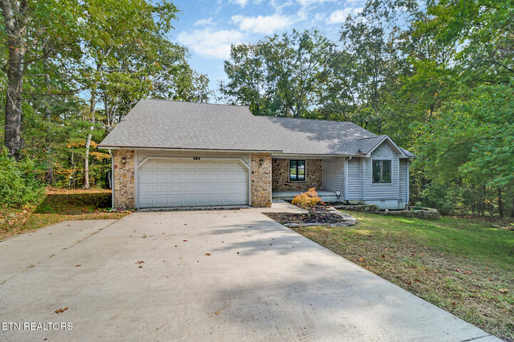 151 St George Drive  Crossville TN 38558 photo