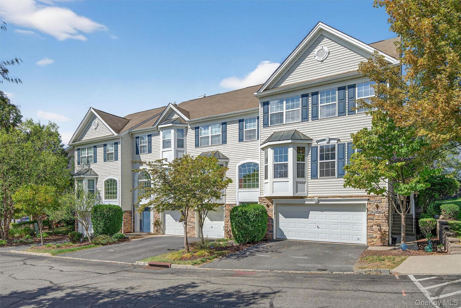 Property Photo:  113 Barr Lane  NY 10950 