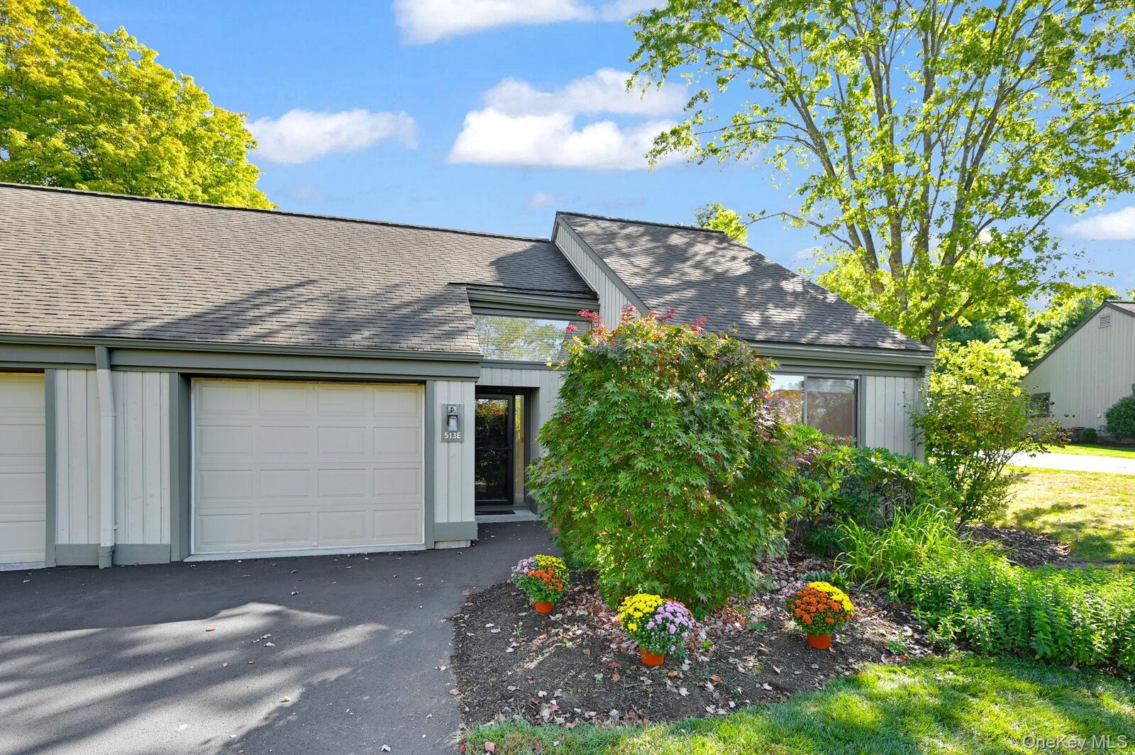 Property Photo: 513 Heritage Hills E NY 10589