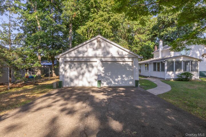 Property Photo:  261 Elm Road W  NY 11951 