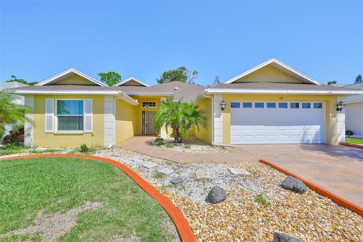 Property Photo: 315 Caloosa Woods Lane FL 33573