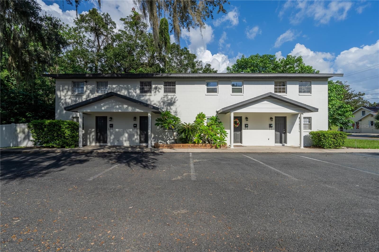 Property Photo:  1023 NE 2nd Street 1  FL 34470 