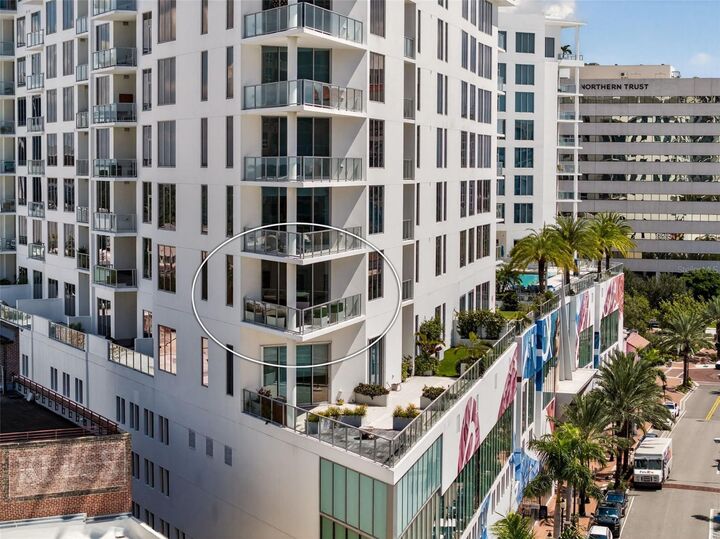Property Photo: 111 S Pineapple Avenue 615 FL 34236
