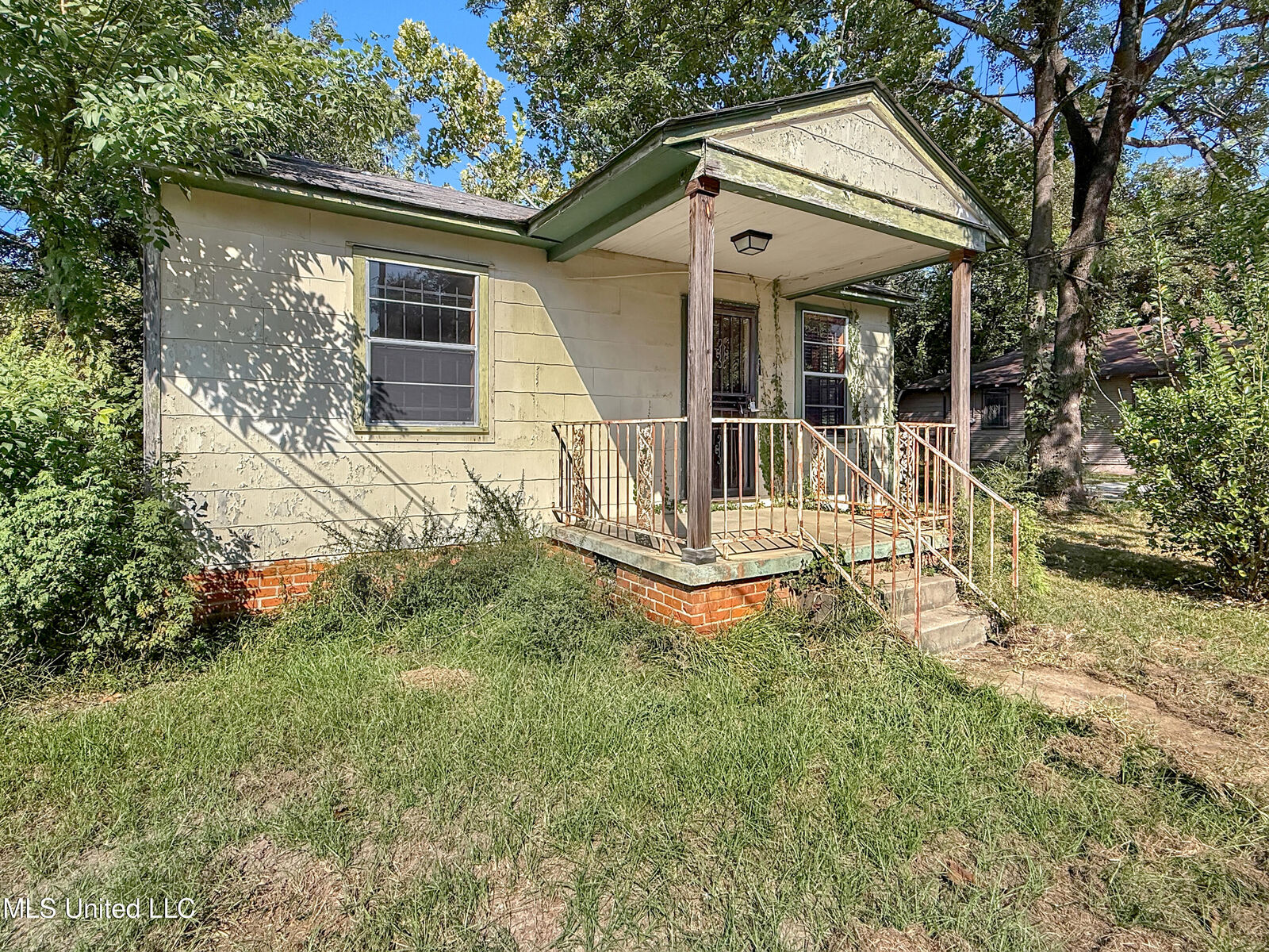 Property Photo: 2611 Lilly Street MS 39213