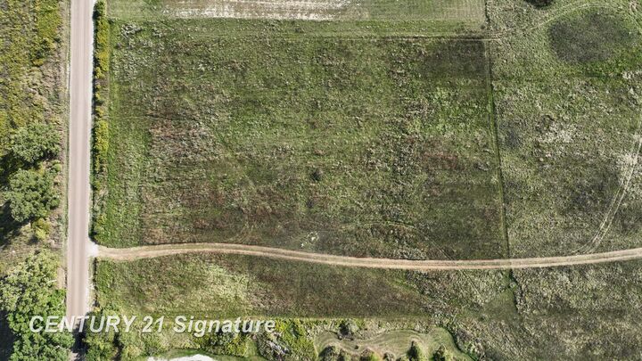 Property Photo:  9480 Irish Road  MI 48438 