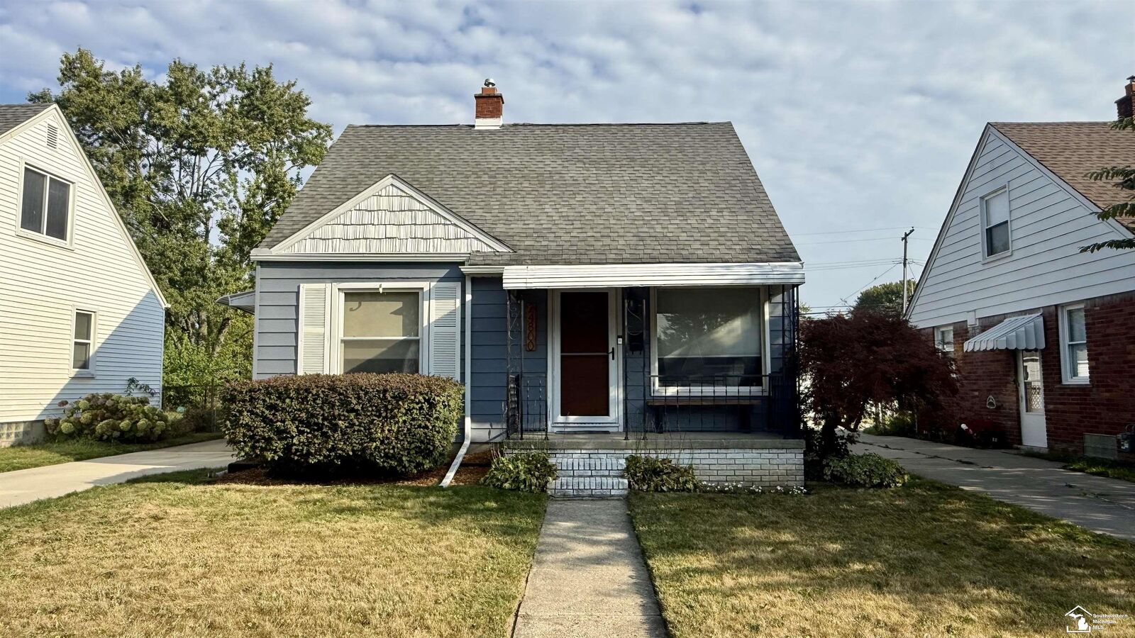 Property Photo:  24800 Dartmouth Street  MI 48124 