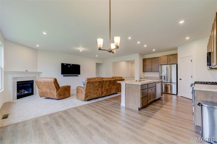 Property Photo: 327 Dalriada Boulevard MO 63368