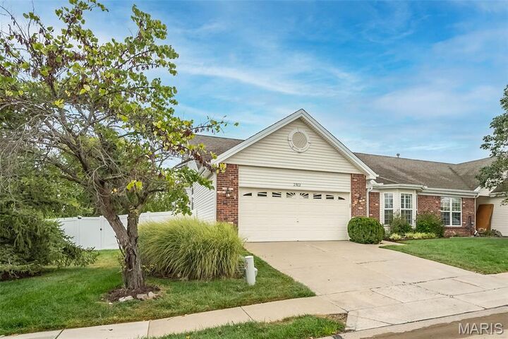 Property Photo:  2502 Newpoint Drive  MO 63011 