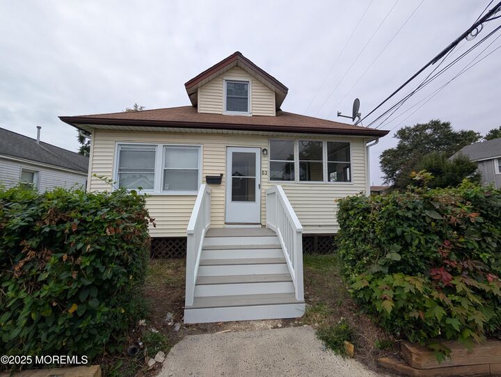 53 Ramsey Avenue  Keansburg NJ 07734 photo
