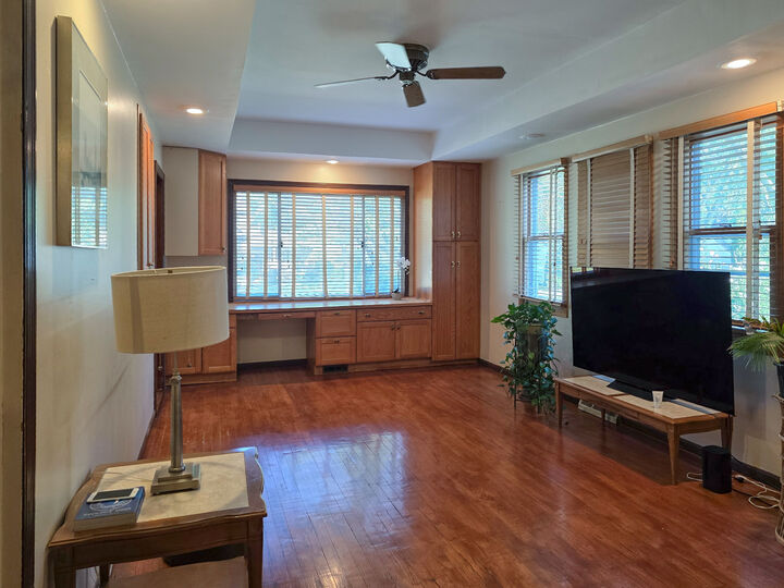 Property Photo: 206 S Adams Street IL 60559