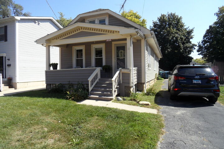 Property Photo: 1022 Sard Avenue IL 60506