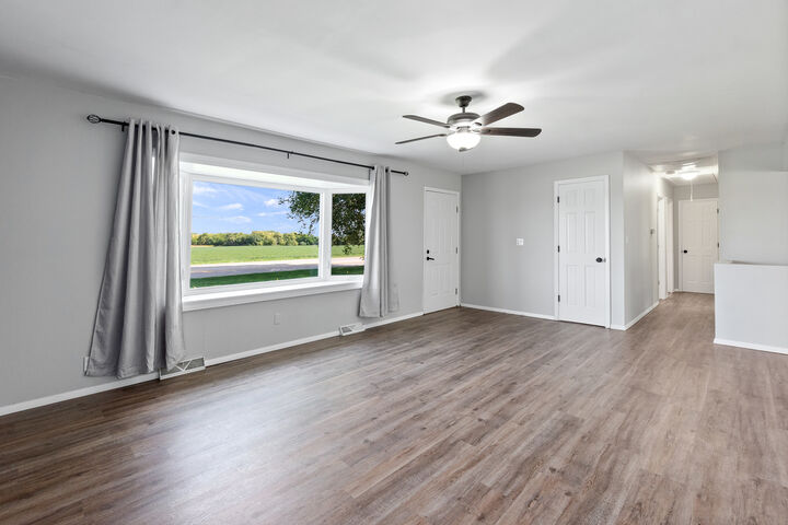 Property Photo: 815 Bronk Road IL 60404