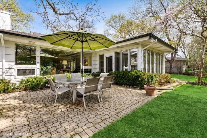 Property Photo:  710 Strawberry Hill Drive  IL 60022 