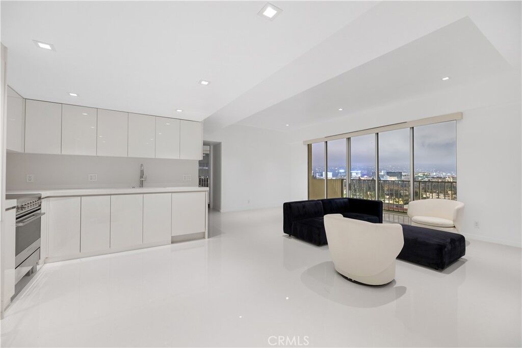 Property Photo:  2160 Century Park E 902  CA 90067 