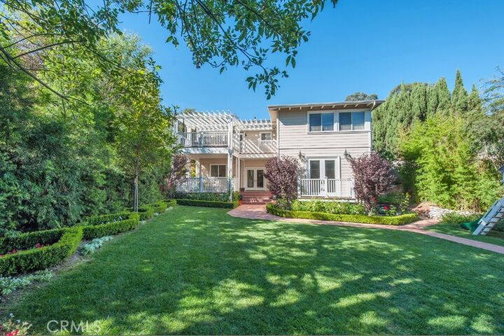 7120 Pacific View Dr.  Los Angeles CA 90068 photo