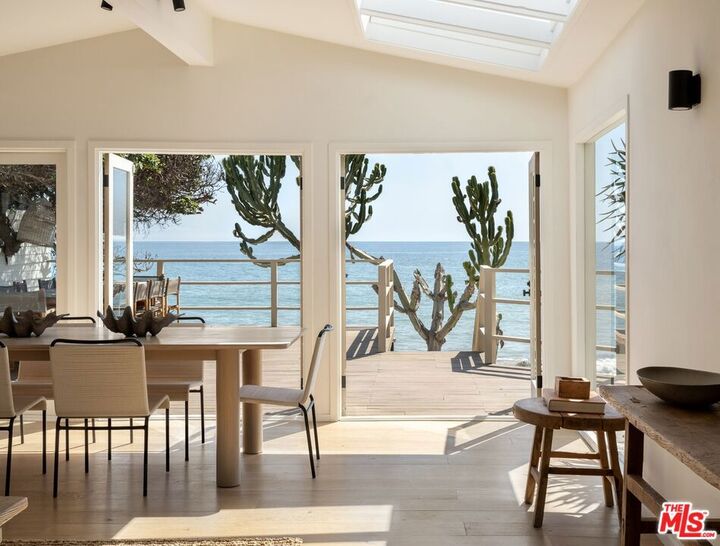 27314 Pacific Coast Highway  Malibu CA 90265 photo