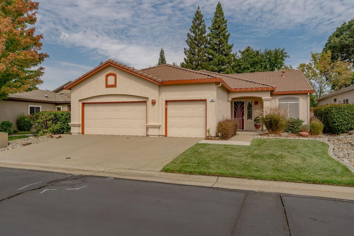 Property Photo:  105 Hemingway Court  CA 95747