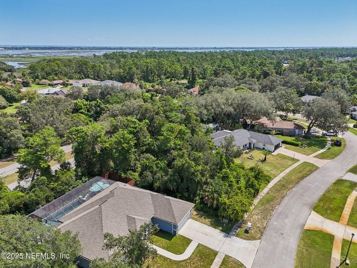 Property Photo:  600 W Bianca Circle  FL 32086 