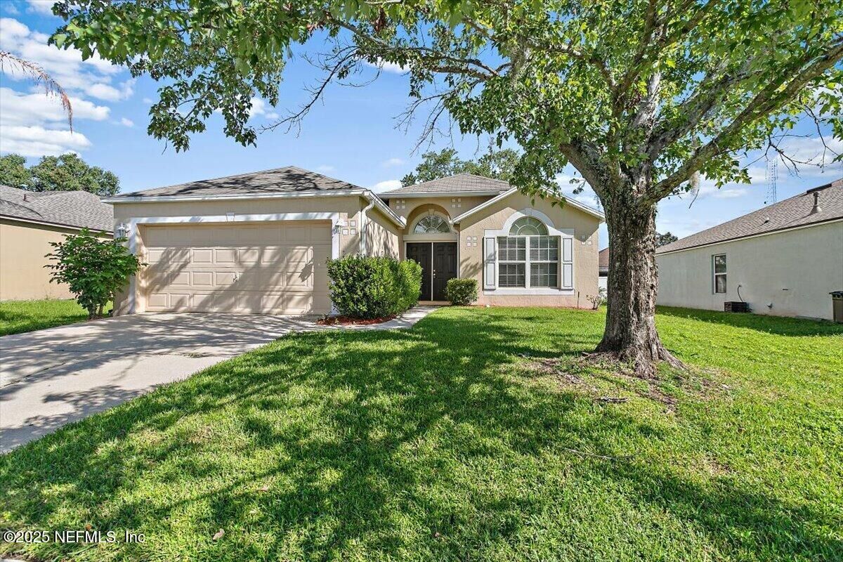 Property Photo: 7363 Edenfield Park Road FL 32244