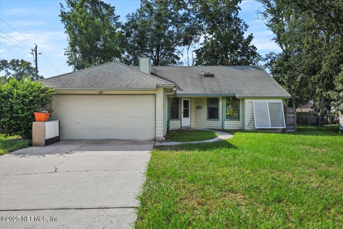 Property Photo: 574 Constitution Drive FL 32073