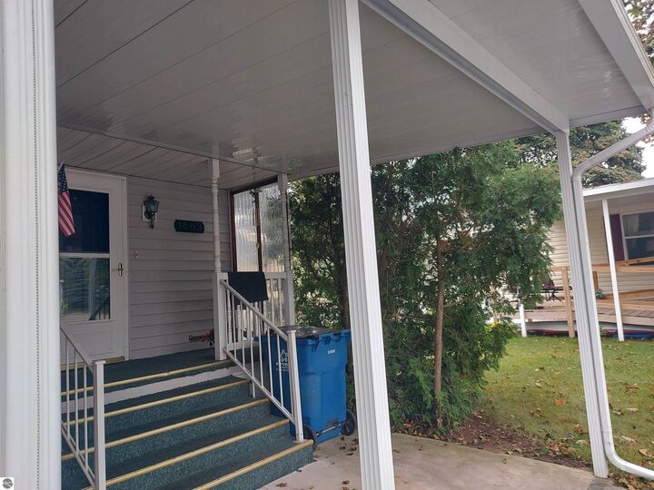 Property Photo: 1663 David Place MI 49686