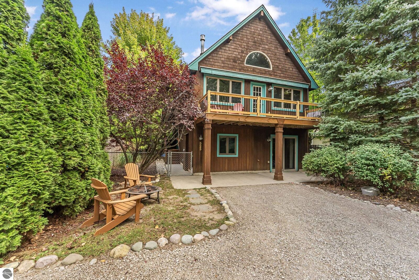 Property Photo:  525 E Oak  MI 49654 