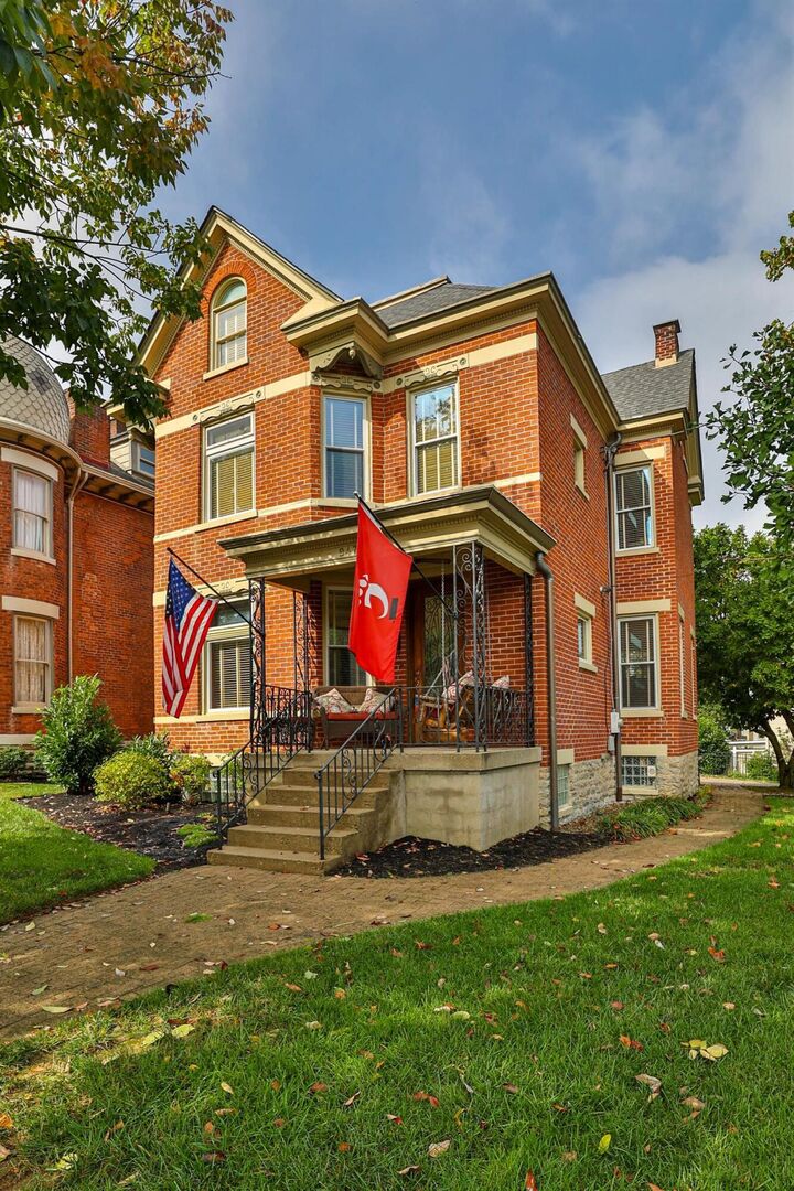 Property Photo:  947 N Fort Thomas Avenue  KY 41075 