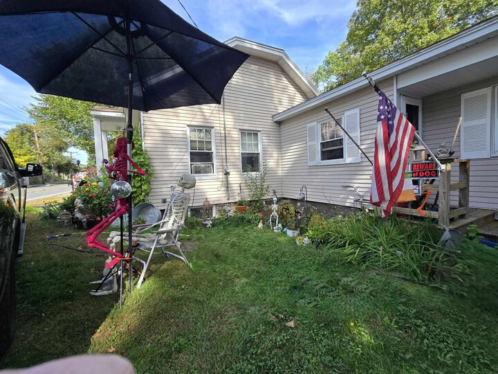 Property Photo:  22 Millville Street  NH 03079 