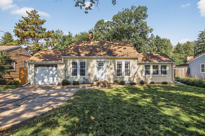 Property Photo:  321 Elmer Street  MN 55113 