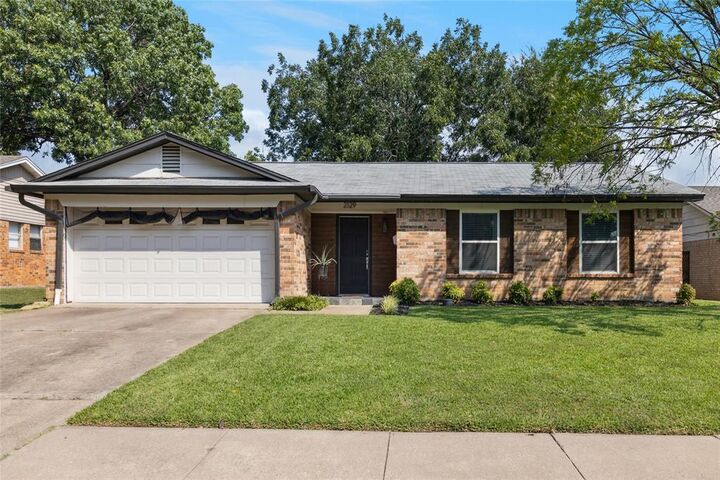 2129 Versailles Drive  Carrollton TX 75007 photo
