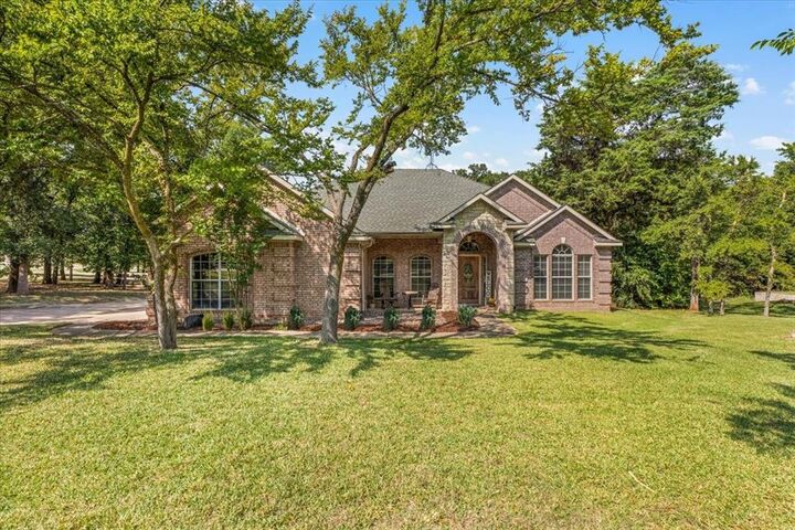 910 Crystal Cove  Oak Point TX 75068 photo