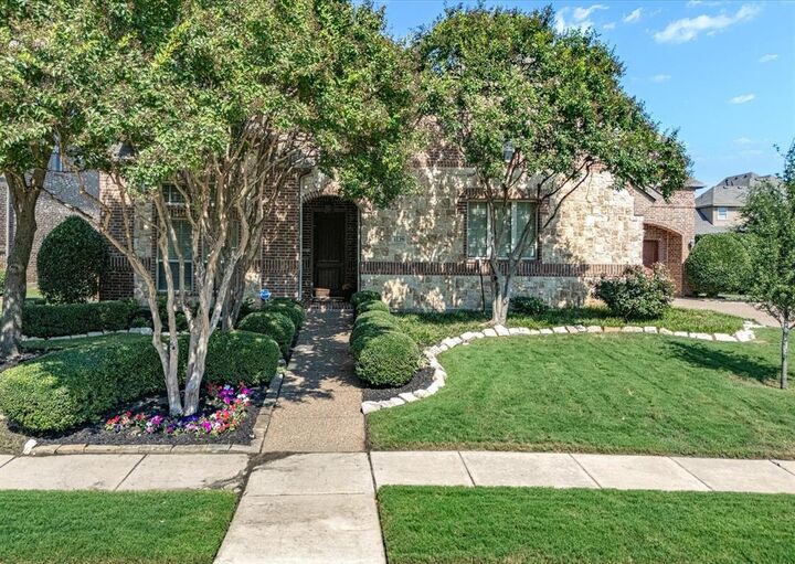 Property Photo: 2229 Alisa Lane TX 76262