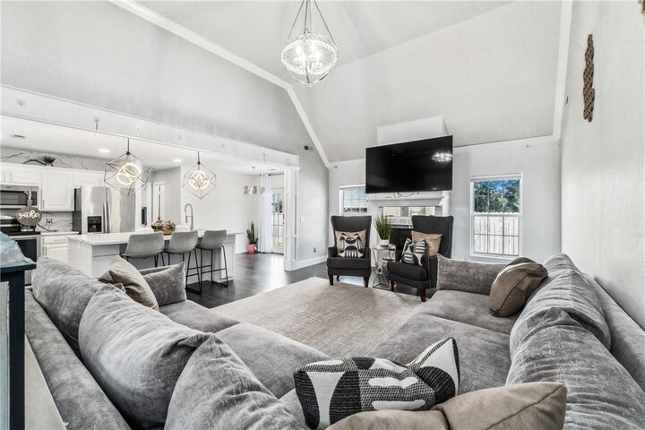 Property Photo: 1505 Breckenridge Loop AR 72756