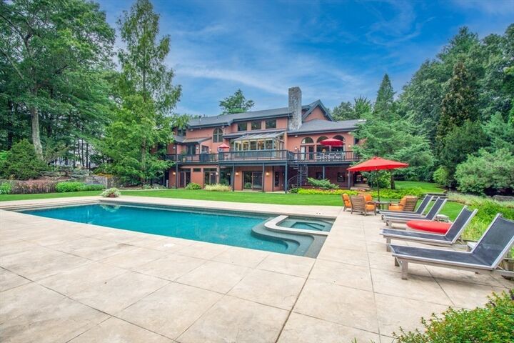 Property Photo:  6 Mountain View Dr  MA 01701 