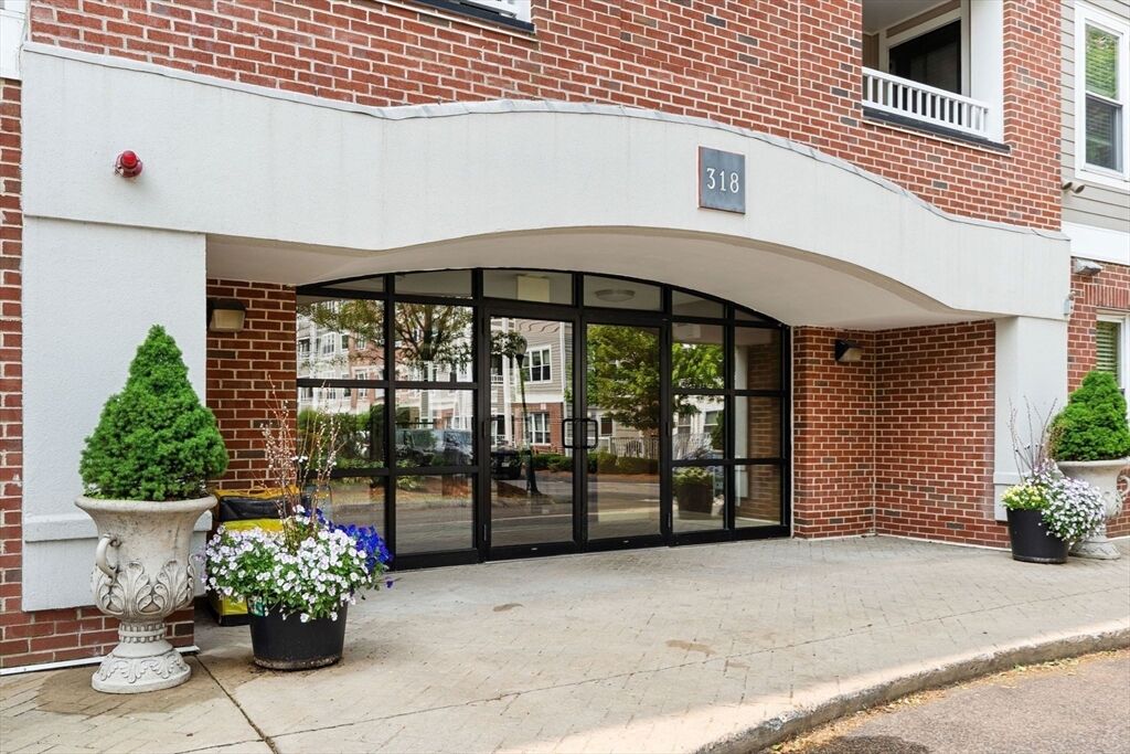 Property Photo: 318 Rindge Ave 406 MA 02140