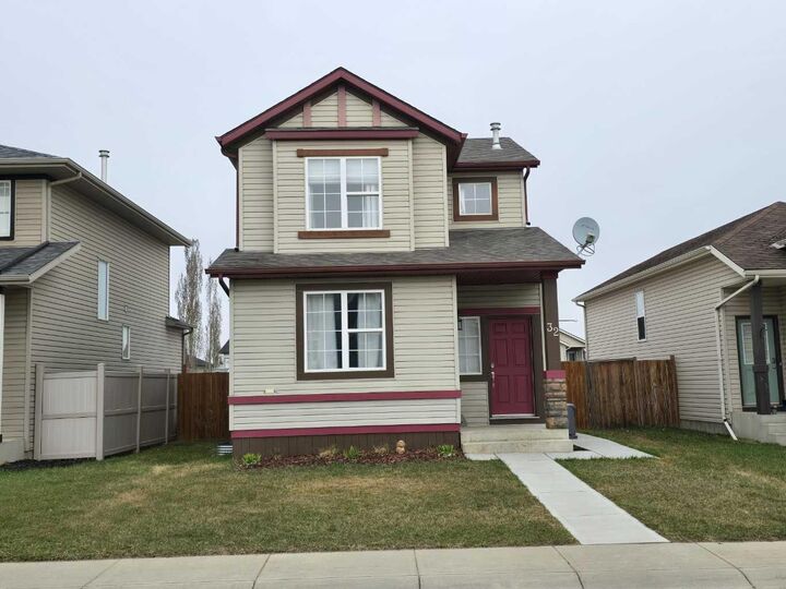Property Photo: 32 Johns Street AB T4P 4C8