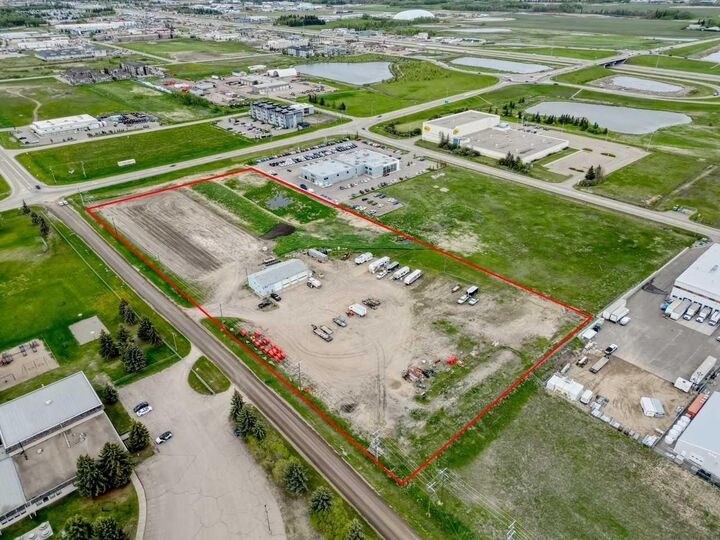 3 McKenzie Drive  Rural Red Deer County AB T4S 2H4 photo
