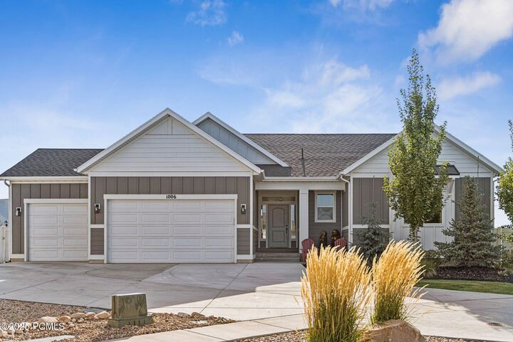 Property Photo: 1006 S 1630 UT 84032