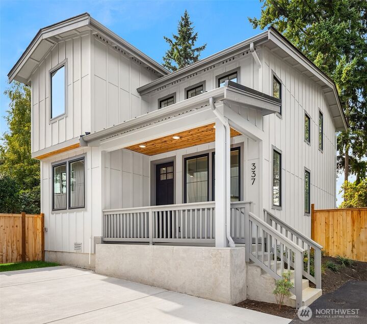 337  18th Avenue  Kirkland WA 98033 photo