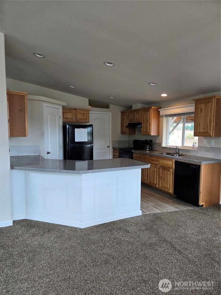 Property Photo: 284 W Hale Road WA 98596