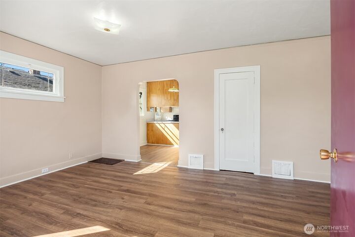 Property Photo:  6749  10th Avenue NW  WA 98117 