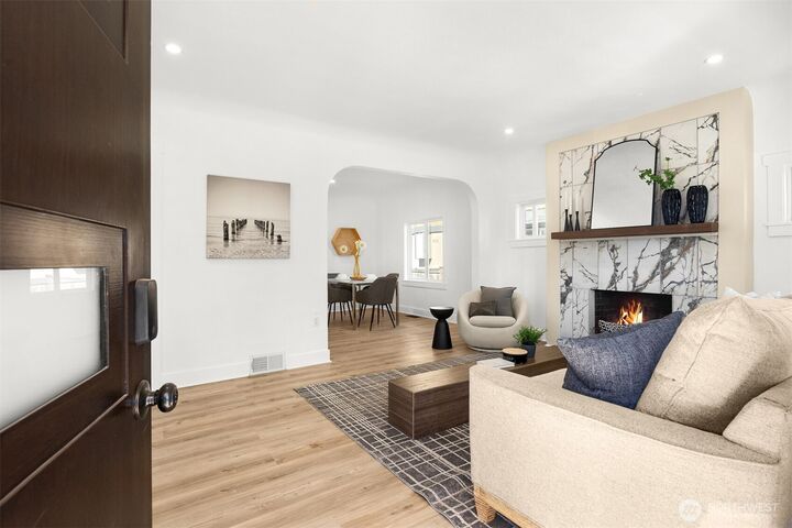 Property Photo:  1736 S Cushman Avenue  WA 98405 